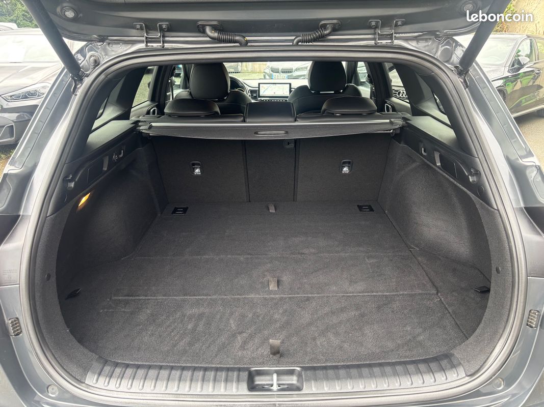 🚘 KIA CEED SW 1.6 CRDi 136 GT LINE PREMIUM DCT-7 (image 5)