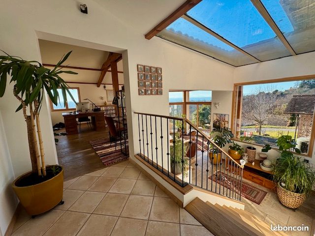 Maison 8 pièces 205 m² · à Thiers · 205 m² · 298 000 €