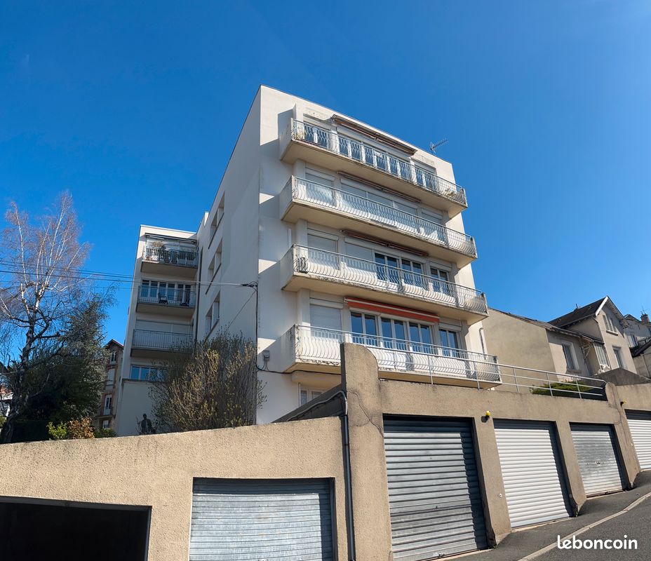 Parking 5 pièces 76 m² · à Saint-Étienne · 76 m² · 59 000 €
