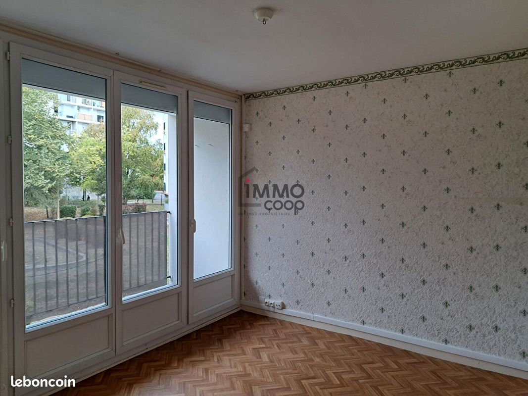 Appartement 3 pièces 66 m² · à Reims · 66 m² · 80 000 €