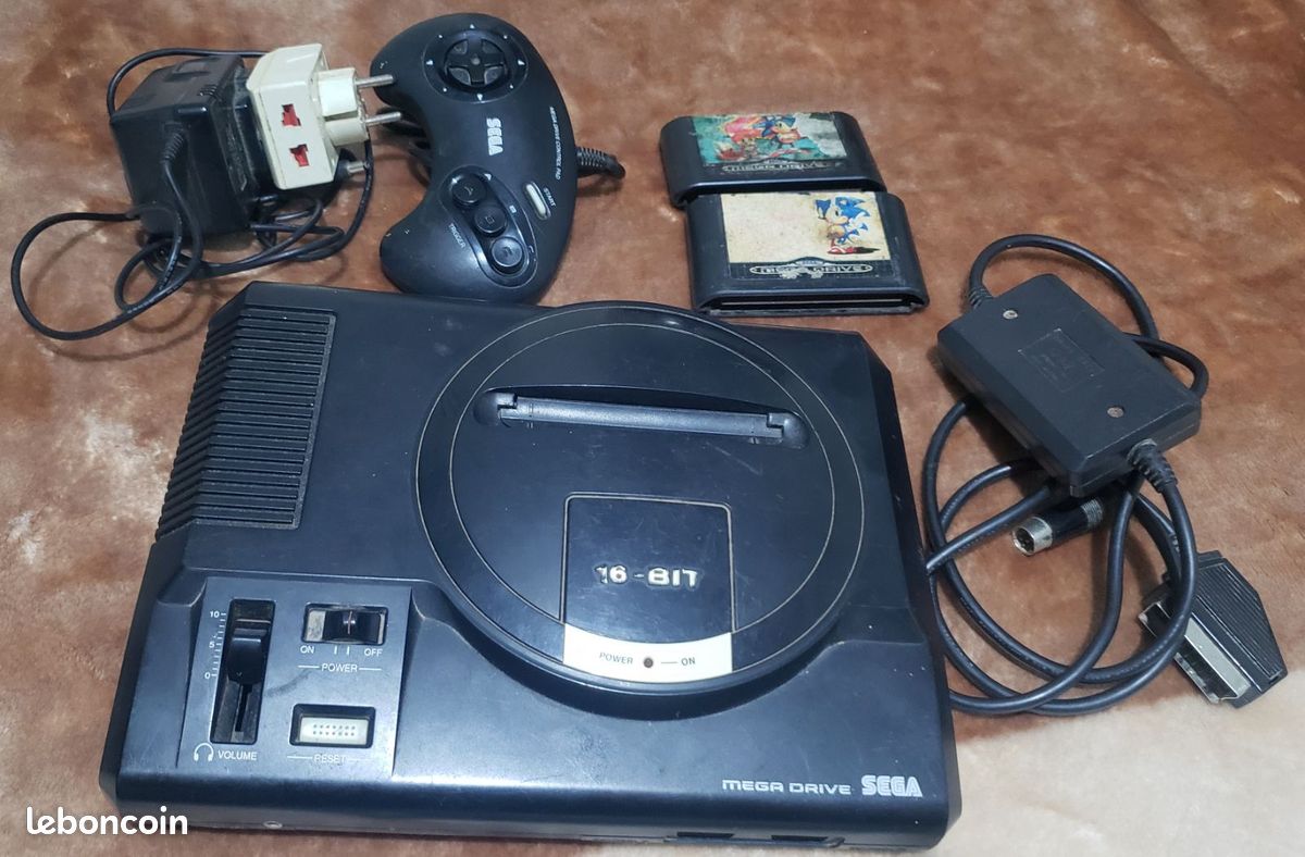 Console Sega Mega Drive + Jeu Sonic - Boîte Abîmée - Occasion Bon état De Fonctionnement