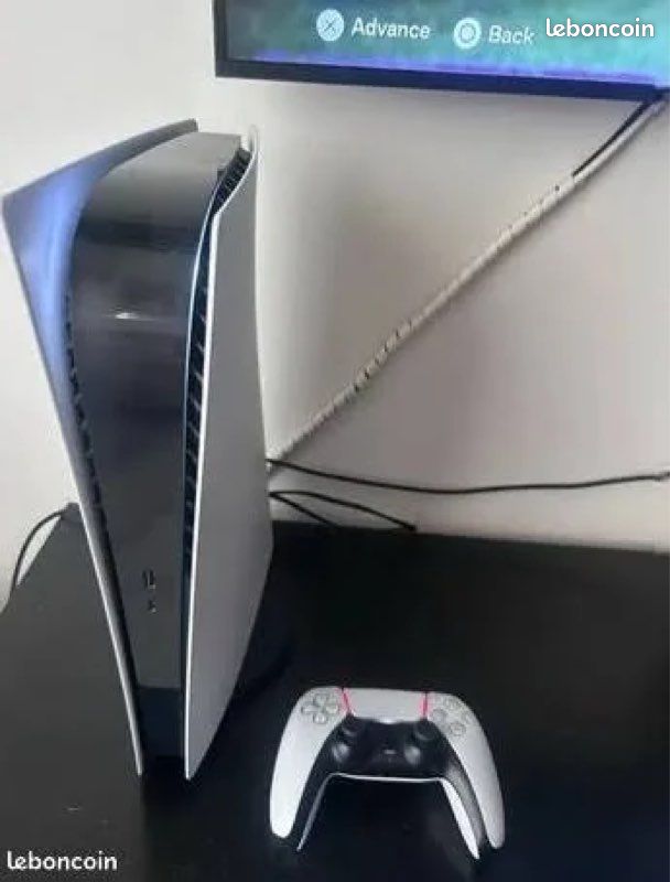 PS5 Slim digitale avec 2 manettes (image 3)