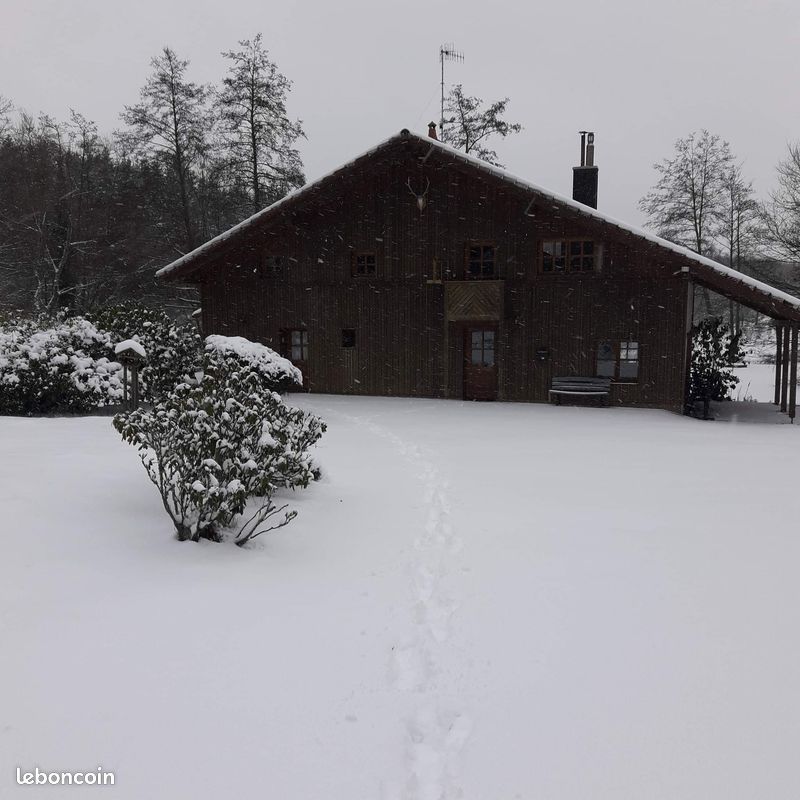 Chalet en pleine nature (spa et sauna) (image 4)