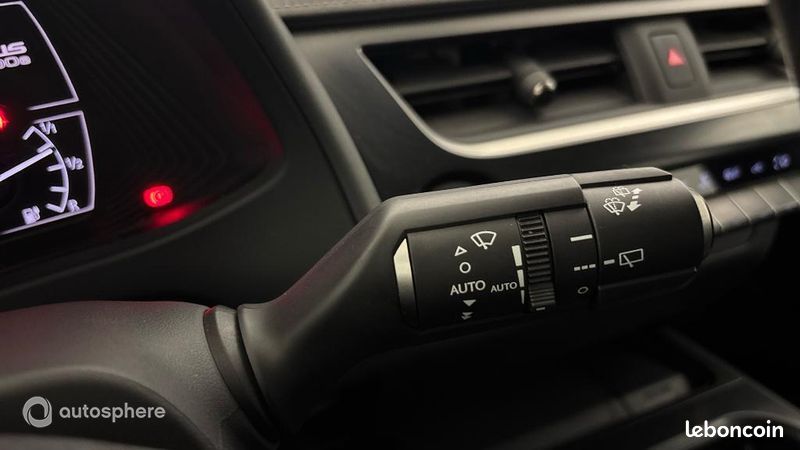 Lexus Ux 300e Pack (image 24)