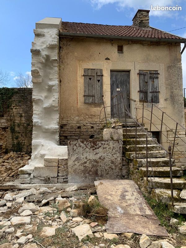 Maison 4 pièces 50 m² · à Saint-Rémy · 50 m² · 30 000 €