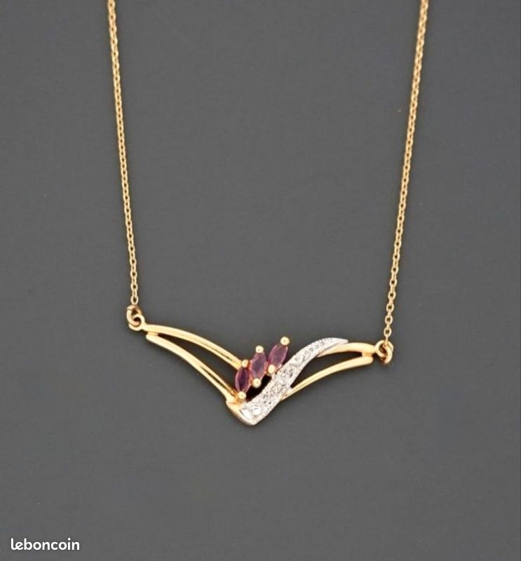 Pendentif En Or 18 Carats Avec Rubis Et Diamants - Occasion Élégante