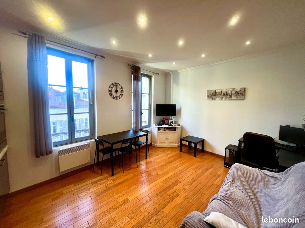 Appartement 2 pièces 32 m² · à Saint-Germain-en-Laye · 32 m² · 1 200 €/mois