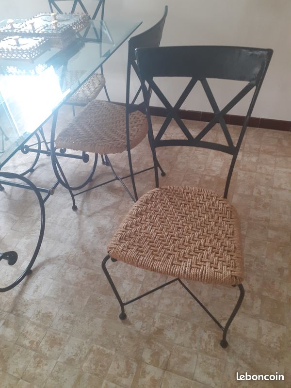 Table en verre et fer forgé (image 2)