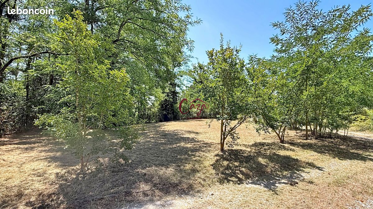 Terrain 940 m² · à Langoiran · 940 m² · 109 000 €