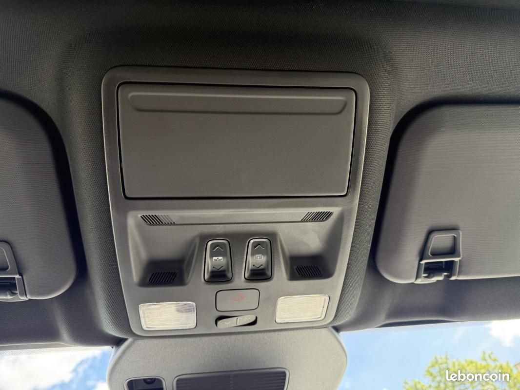 Ford Kuga 2.0 TDCi 120 S&S 4x2 Powershift ST-Line (image 20)