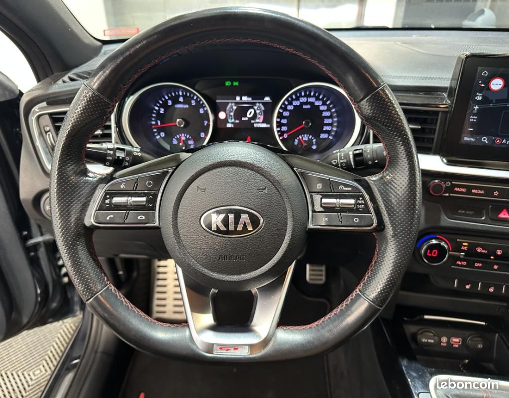 Kia CEED 1.6 T-GDi 204 ch ISG GT (image 11)