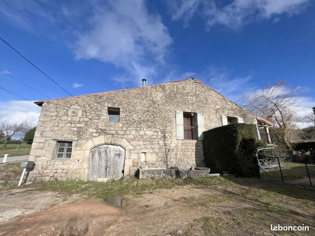 Maison 10 pièces 143 m²