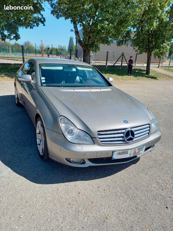 Mercedes cls 320 cdi coupe 4 portes (image 2)