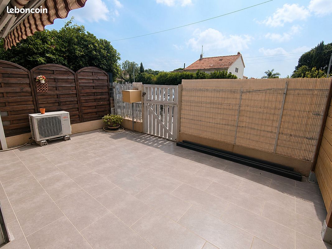 Appartement 3 pièces 51 m² · à Carqueiranne · 51 m² · 950 €