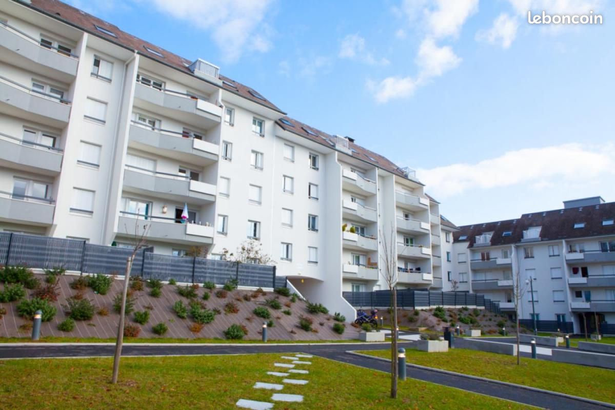 Appartement a louer - 3 pièce(s) - 74 m2 - Surfyn