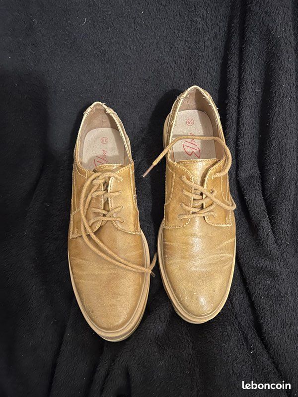 Chaussures habillées marron (image 1)
