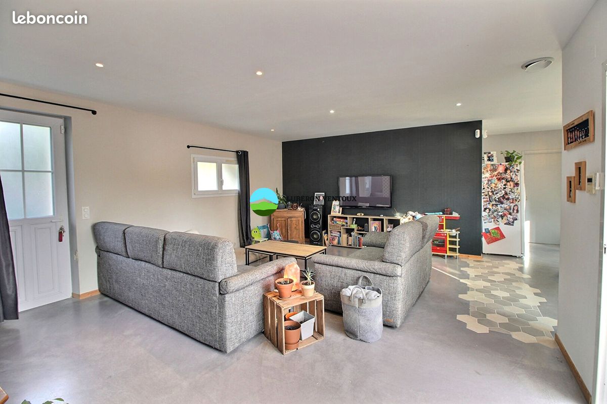 Maison 6 pièces 151 m² · à Caromb · 151 m² · 279 000 €