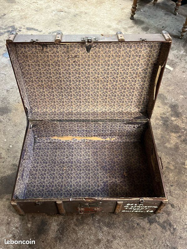 Vide Maison Ancienne Grande Malle Valise armature bois 80x55x34