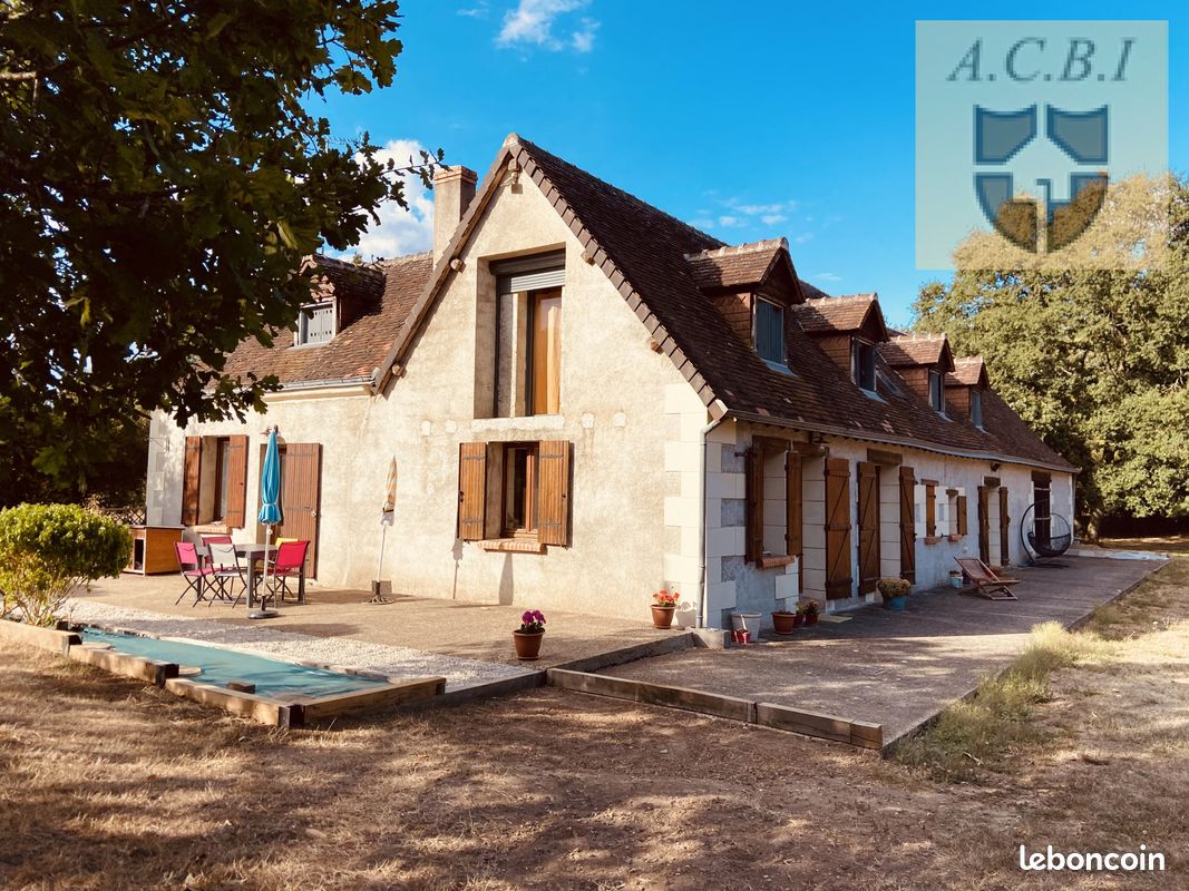 Maison 7 pièces 195 m² · à Houssay · 195 m² · 262 500 €