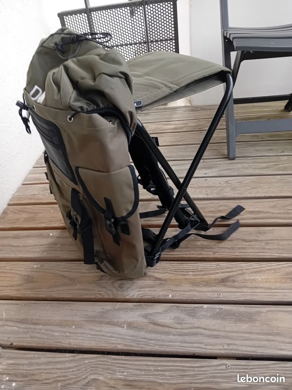 Siège Pliant Ancien En Métal – Pour Pêcheur, Chasseur, Campeur Vintage