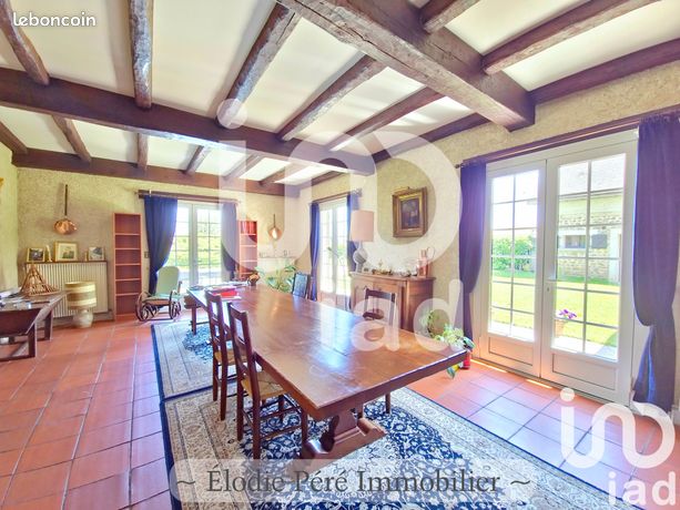 Maison 5 pièces 210 m²
