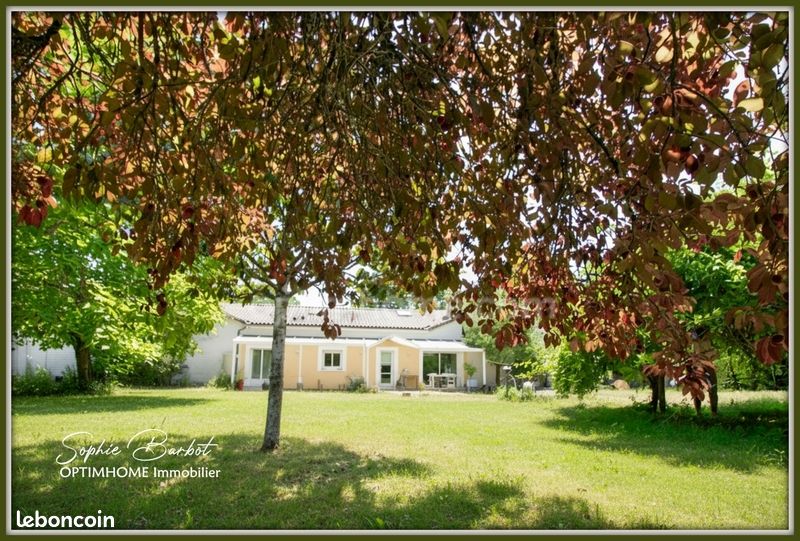 Maison 4 pièces 125 m² · à Léognan · 125 m² · 409 500 €
