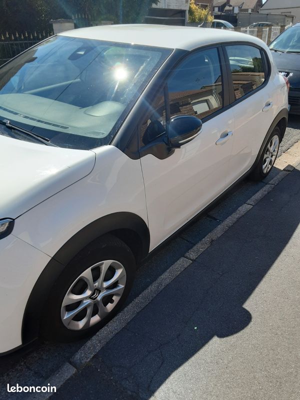 2021 Citroën C3 (image 2)