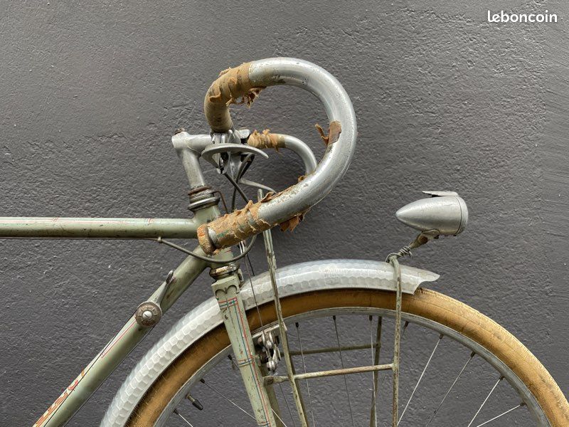 ANCIEN PHARE AVANT de vélo Soubitez et feu arrière EUR 15,00 - FR