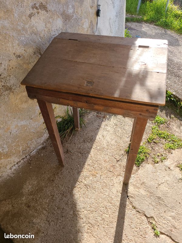 Pupitre ancien (image 1)