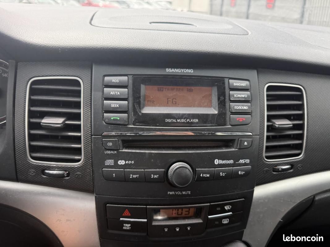 Ssangyong Korando 2.0 TD 175cv 200 e-XDI 2WD Luxe (image 14)