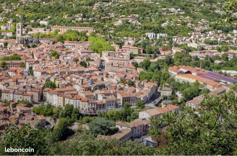 Appartement 2 pièces 32 m² · à Lodève · 32 m² · 35 000 €