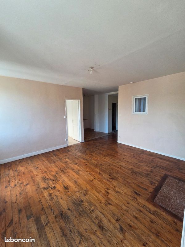 Appartement 5 pièces 64 m² · à Annonay · 64 m² · 59 900 €