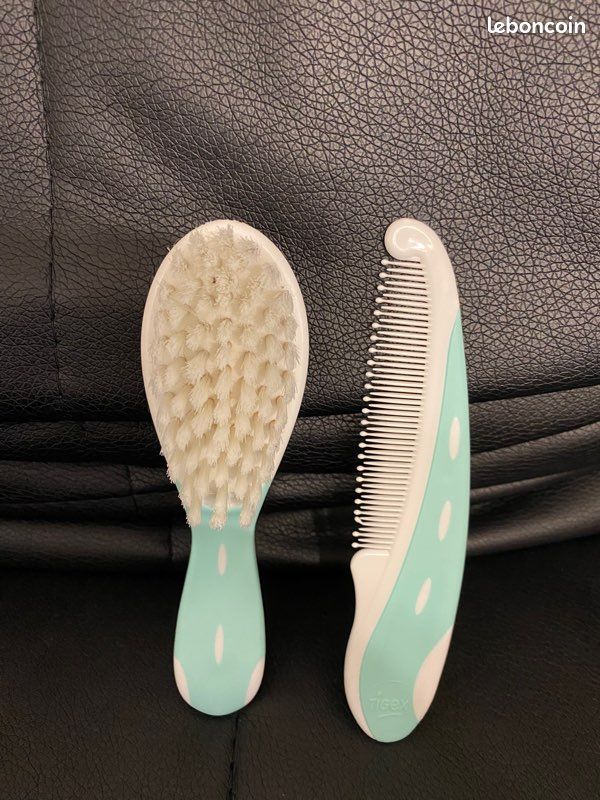 Lot brosse et peigne disney (image 2)