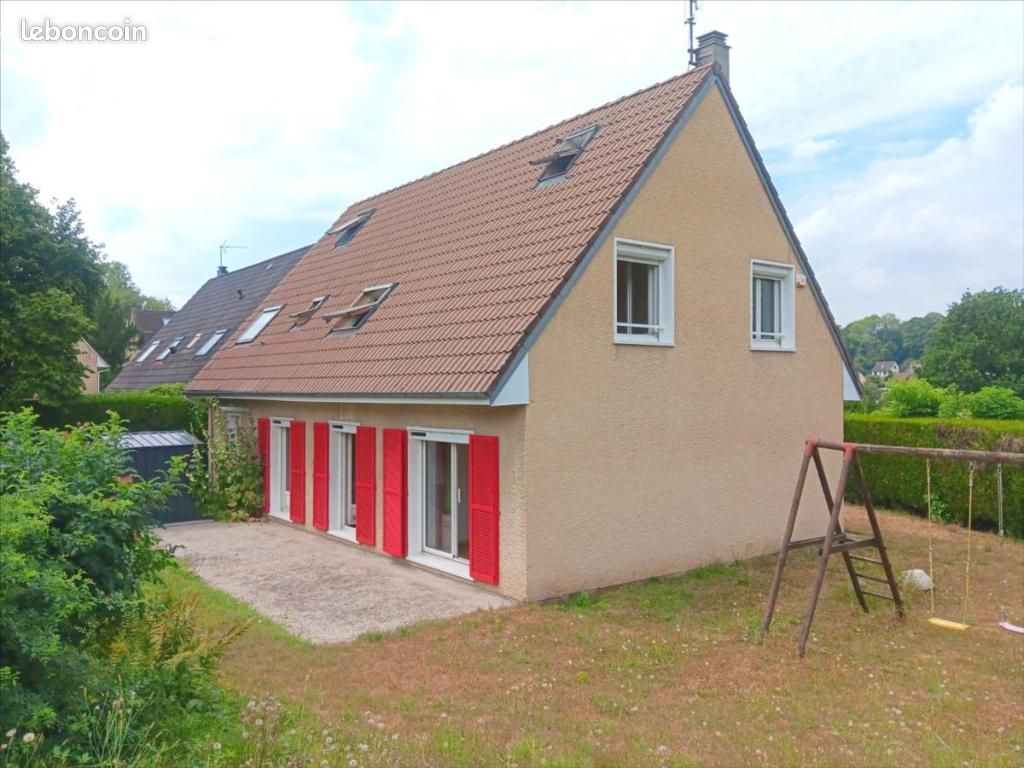 Maison 9 pièces 135 m² · à Notre-Dame-de-Bondeville · 135 m² · 275 000 €