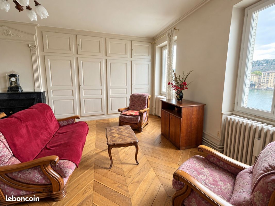 Appartement 4 pièces 123 m² · à Vienne · 123 m² · 220 000 €