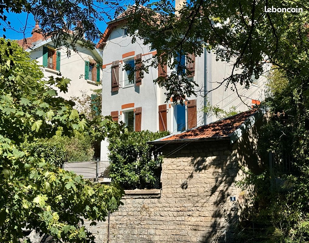 Maison 6 pièces 115 m² · à Besançon · 115 m² · 342 000 €