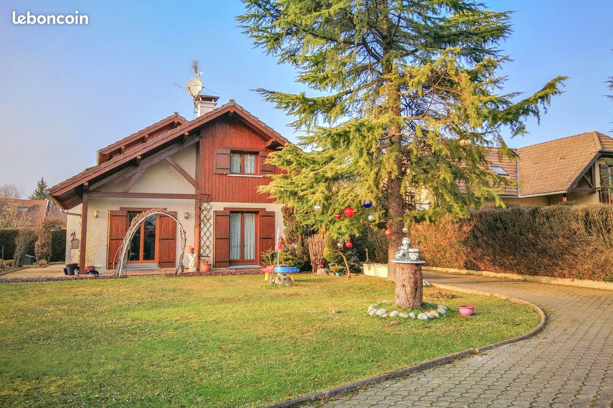 Maison 6 pièces 161 m² · à Ornex · 161 m² · 845 000 €