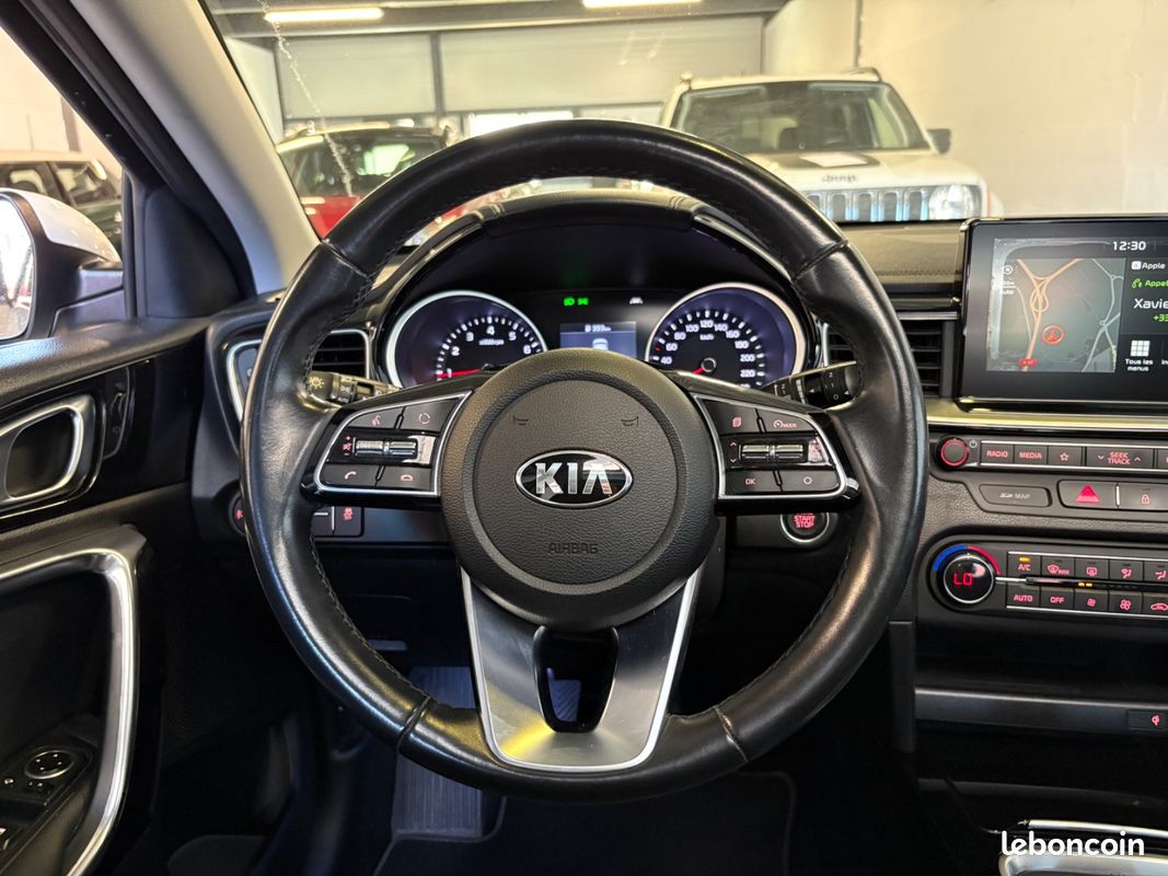 KIA CEED GT-Line 126cv - TOIT OUVRANT/APPLE CARPLAY/CAMÉRA DE RECUL/RADARS/JANTES 17" (image 15)