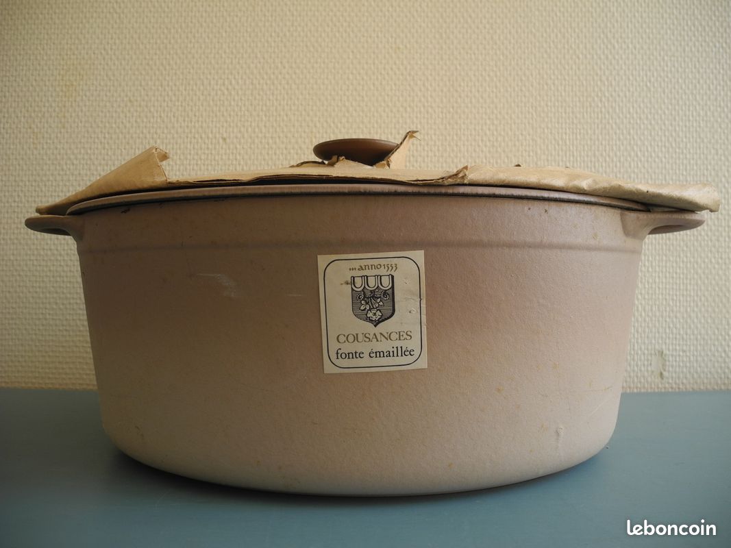 Adorable Mini Cocotte André Cousances n° 00 en Fonte Dinette Vintage