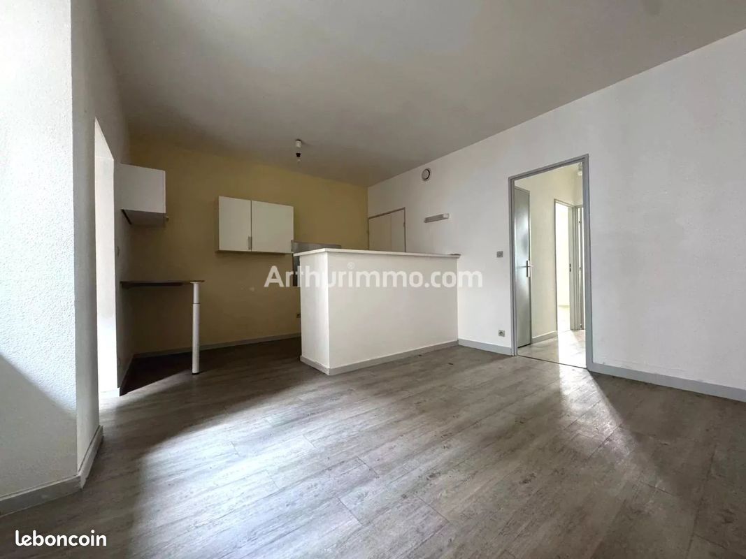 Appartement 3 pièce(s) 57 m²à louer Lons-le-saunier