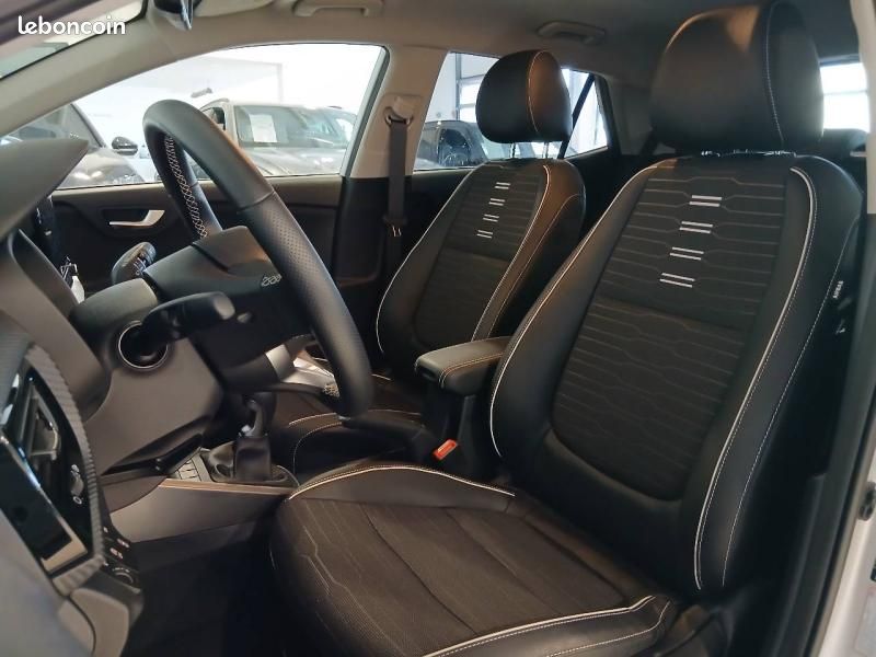 Kia Stonic 1.0 T-GDi 100ch GT Line (image 25)