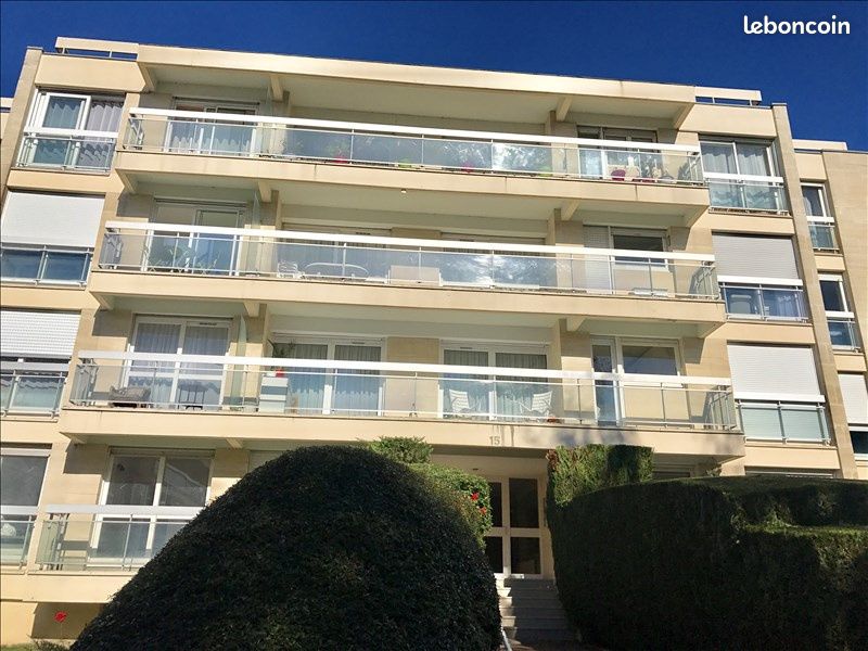 Appartement 1 pièce 25 m² · à Bailly · 25 m² · 598 €/mois