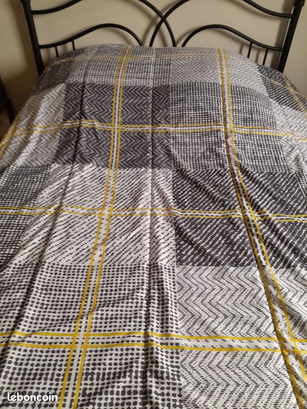 Couette imprimee (image 1)