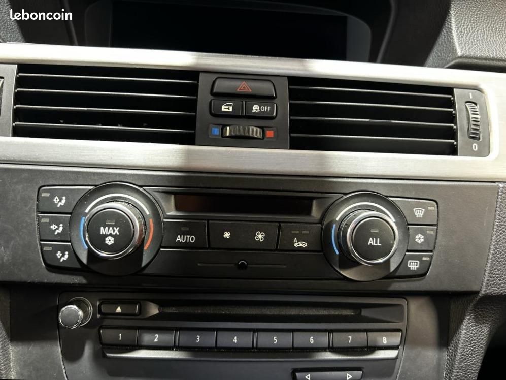BMW SERIE 3 330d xDrive Coupé Edition M Sport - BVA COUPE E92 LCI 330d xDrive PHASE 2 (image 28)