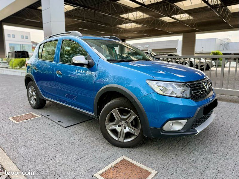 Dacia Sandero STEPWAY TCE 90ch Automatique*1ere Main*FaibleKilo*Garantie (image 5)
