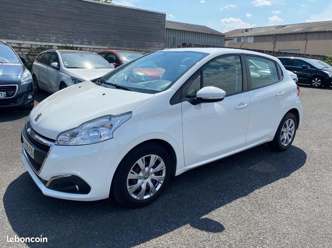 Peugeot 208 GENERATION-I SOCIETE 1.6 BLUEHDI 100 PACK CLIM START-STOP (image 1)
