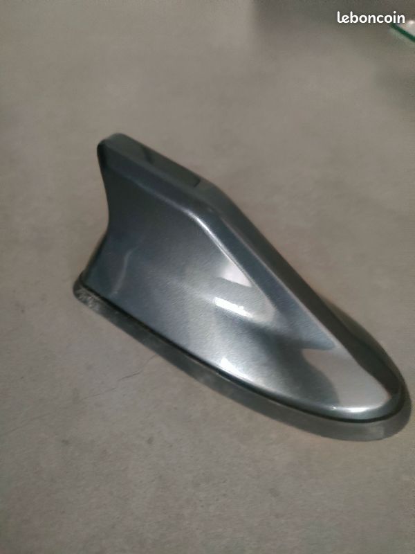 GOZAR Antennes De Signal De Radio De Toit en Plastique D'Aileron De Requin De Style De Toit D'Abs Universial pour La Plupart des Voitures-Blanc GOZAR Antennes De Signal De Radio De Toit en Plastique D'Aileron De Requin De Style De Toit D'Abs Universial pour La Plupart des Voitures-Blanc