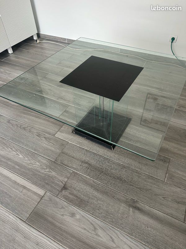 Table basse en verre (image 1)