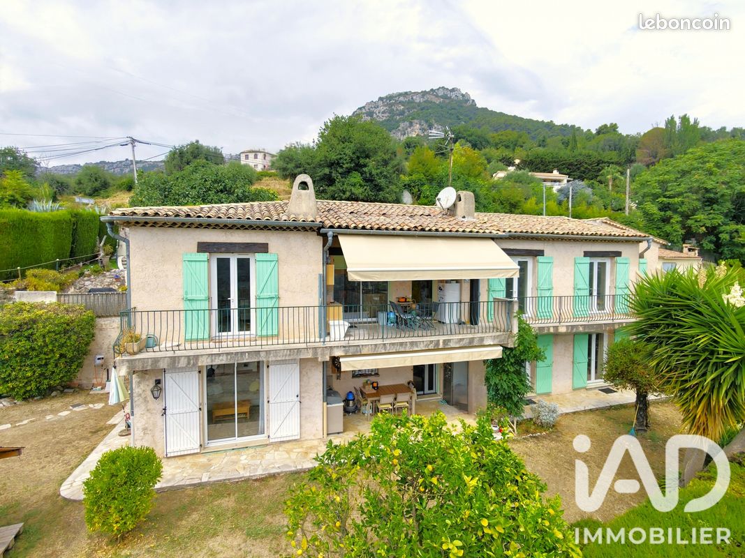 Maison 8 pièces 223 m² · à Vence · 223 m² · 1 190 000 €