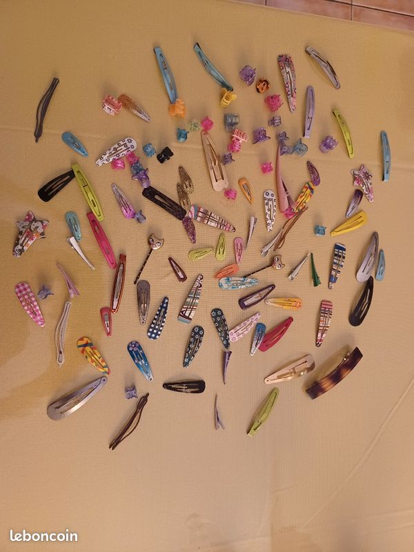 Lot de 107 barrettes et pinces à cheveux (image 2)